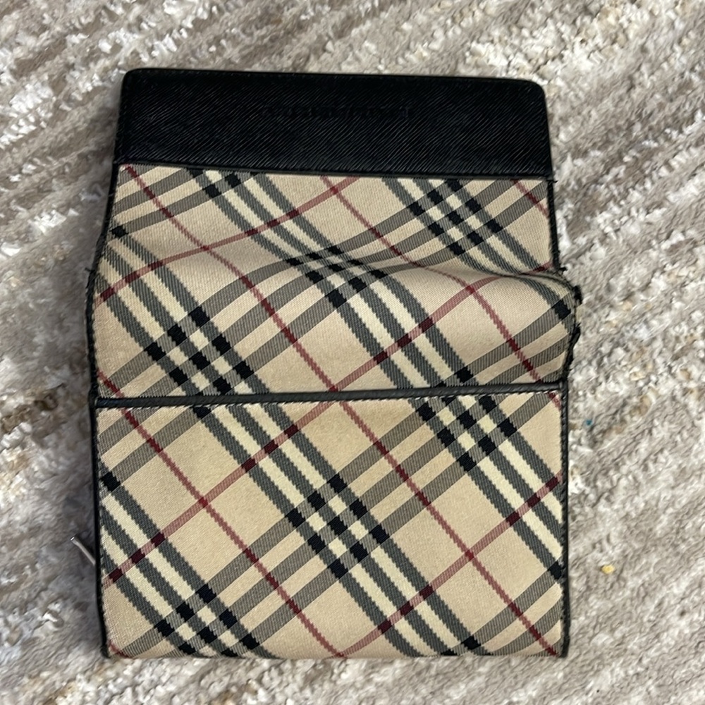 Burberry Plaid Wallet with Black Leather Trim - Picture 7 of 7
